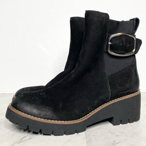Blondo Dahlia Black Nubuck Buckle Bootie 10M